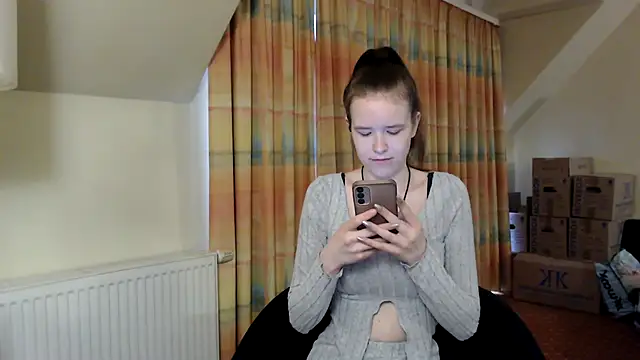 Snapshot of Princess-Lilly chatting on 01.06.25 Princess-Lilly online show from 01.06.25