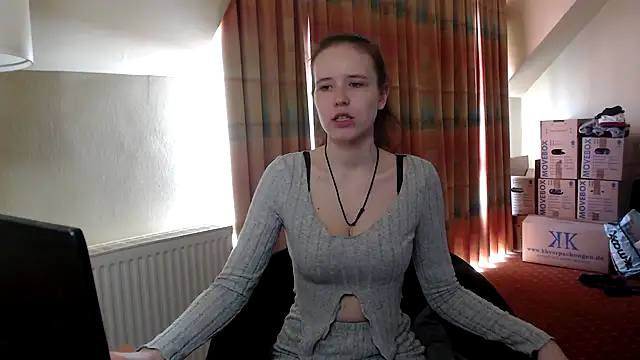 Snapshot of Princess-Lilly chatting on 01.12.25 Princess-Lilly online show from 01.12.25