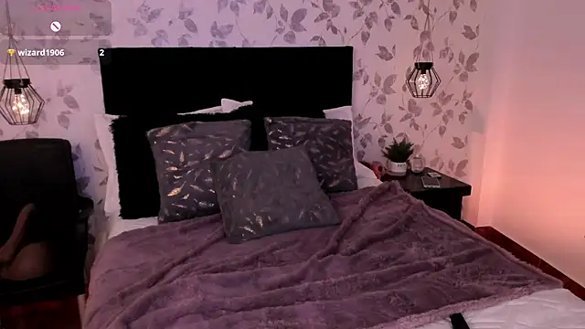 Snapshot of Nathaly-Lopez chatting on 09.30.25 Nathaly-Lopez online show from 09.30.25