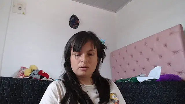 Snapshot of Aliciaheart chatting on 11.11.25 Aliciaheart online show from 11.11.25