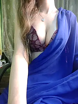 Snapshot of seductivegirl55 chatting on 03.22.25 seductivegirl55 online show from 03.22.25