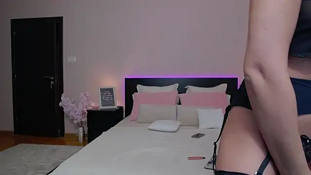 AyanaJoy online show from 02.05.26