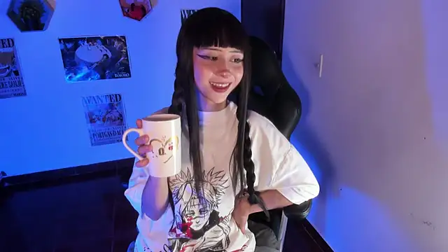 MonxxsLove online show from 05.11.26