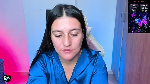 Saskyaa online show from 11.23.25