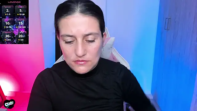 Saskyaa online show from 11.28.25