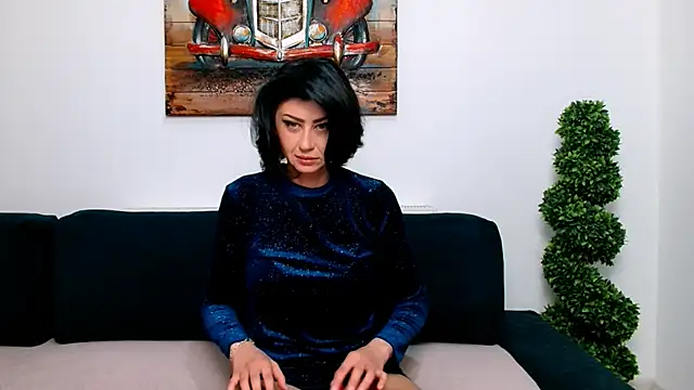 Taissa4U online show from 10.29.25