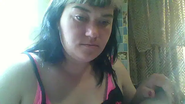 Snapshot of HollyLaBerry chatting on 05.22.26 HollyLaBerry online show from 05.22.26