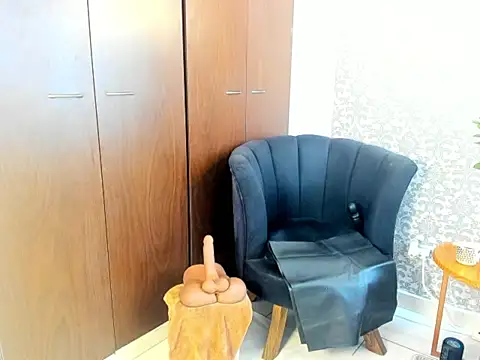 mabelsaravia online show from 03.21.26