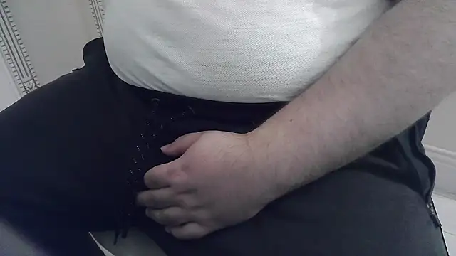 KIZLAZIMYaa online show from 10.05.25