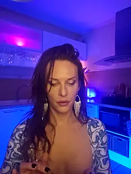 Luna Kitanna online show from 12.08.24