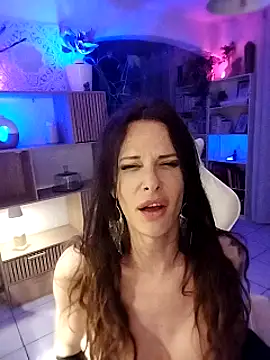 Luna Kitanna online show from 03.22.25