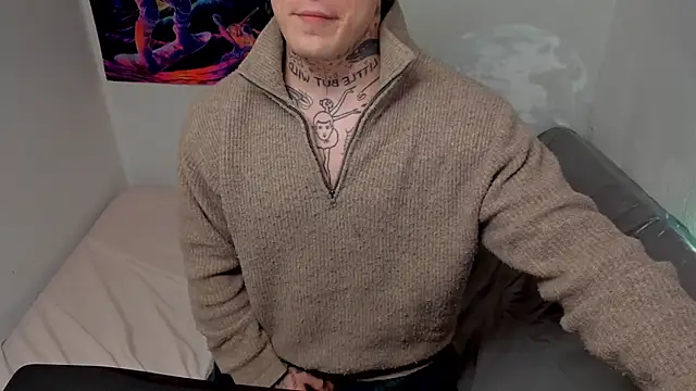 Snapshot of layneinchains chatting on 01.09.25 layneinchains online show from 01.09.25