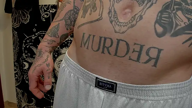 Snapshot of layneinchains chatting on 02.27.25 layneinchains online show from 02.27.25