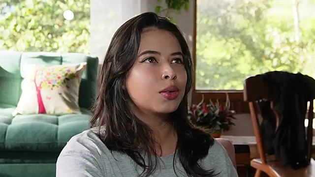 Kozzy  online show from 12.04.25