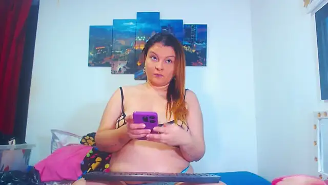 Snapshot of I_AM_JULIETA_SQUIRTS chatting on 10.18.25 I AM JULIETA SQUIRTS online show from 10.18.25