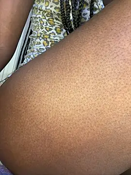 NicholScully online show from 04.10.26