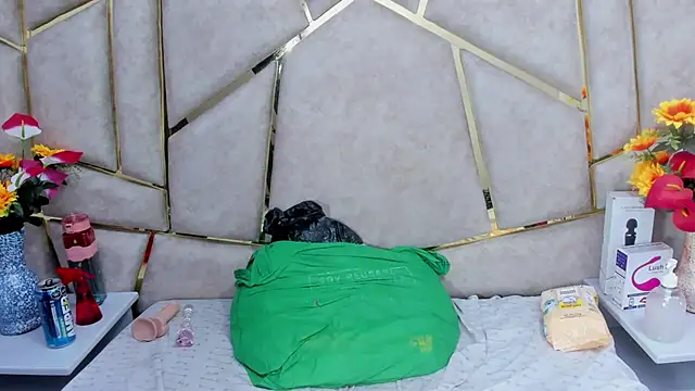 Kloe Candy1 online show from 01.31.25