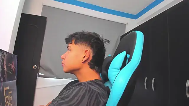 Bray Kevin online show from 10.31.25