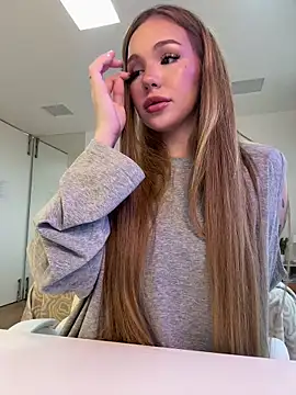 Tracy-Taylor online show from 06.16.26