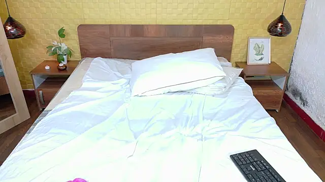 Mrs booty online show from 01.06.25