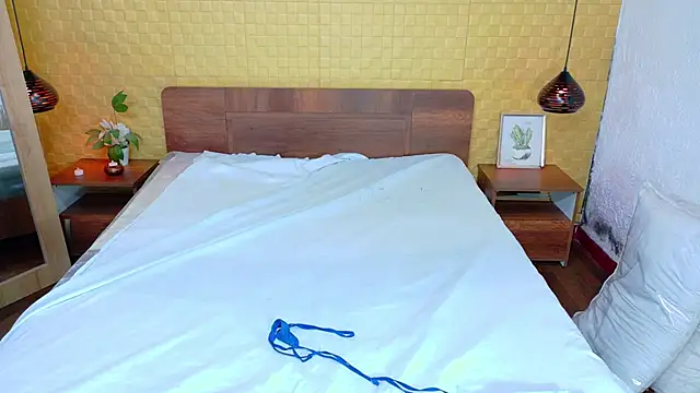 Mrs booty online show from 01.12.25