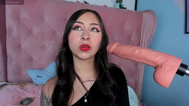  cloe martinez online show from 01.17.25