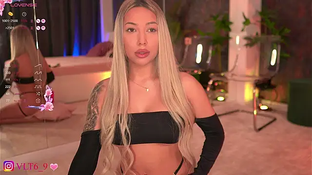 violettabunny03 online show from 03.12.25