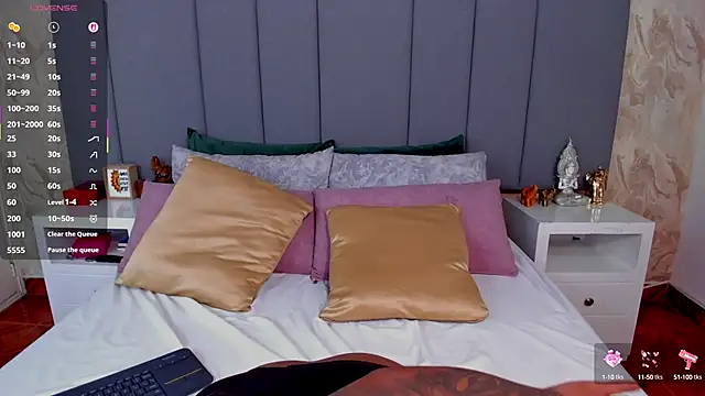 JulianaMiller online show from 09.22.25