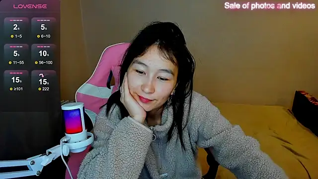 SaraXray online show from 09.08.25