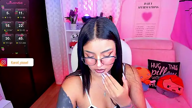 Hinataw33d01 online show from 01.15.25