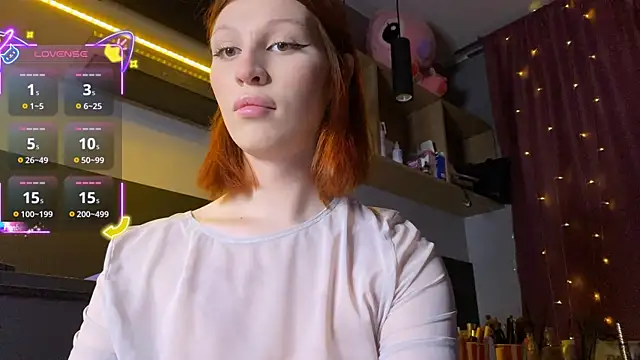 Snapshot of ilona_wine chatting on 11.02.25 ilona wine online show from 11.02.25