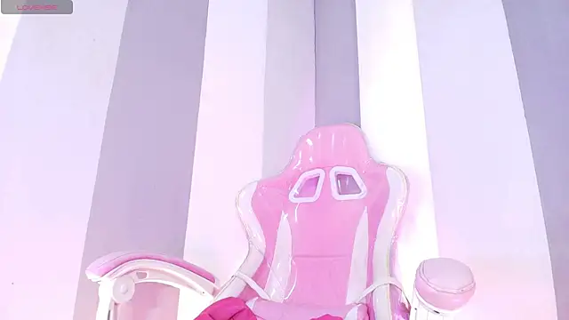 Snapshot of paulinasaeEnz chatting on 02.03.25 paulinasaeEnz online show from 02.03.25