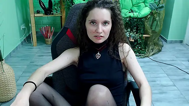 Miss Barbara  online show from 03.10.25