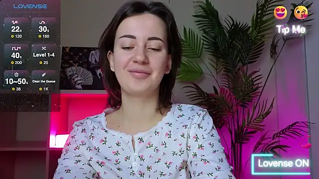 SweetieKendl online show from 04.18.26