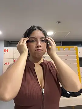 Nathcurly  online show from 12.23.24