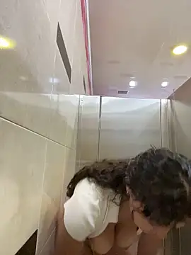 Nathcurly  online show from 01.04.25