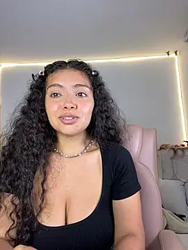 Nathcurly  online show from 02.22.25