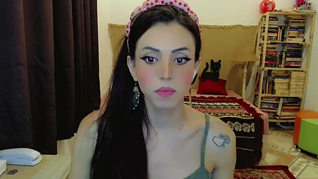 Sophie Fantasys online show from 02.25.26