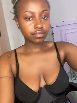 hot daily online show from 01.03.25