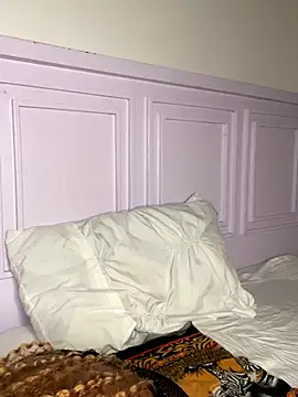 hot daily online show from 12.04.25