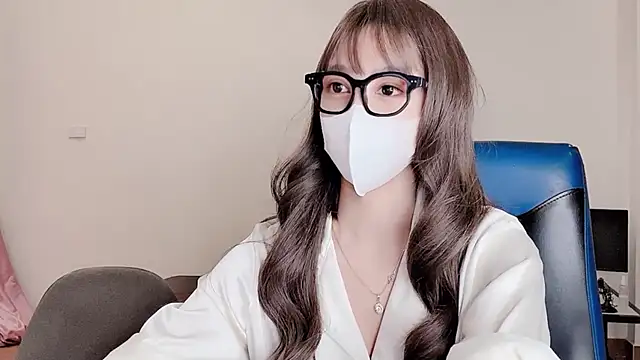 Mono-Stewardesss online show from 12.27.24