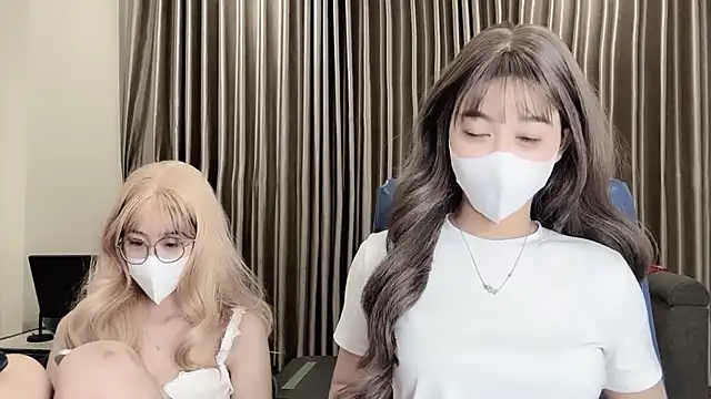 Mono-Stewardesss online show from 03.19.25