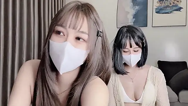 Mono-Stewardesss online show from 10.05.25