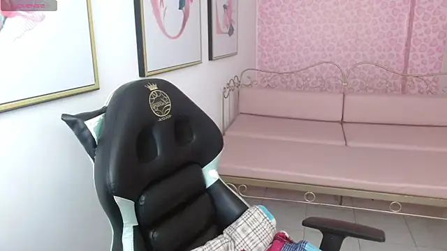 Small naughty  online show from 05.23.26
