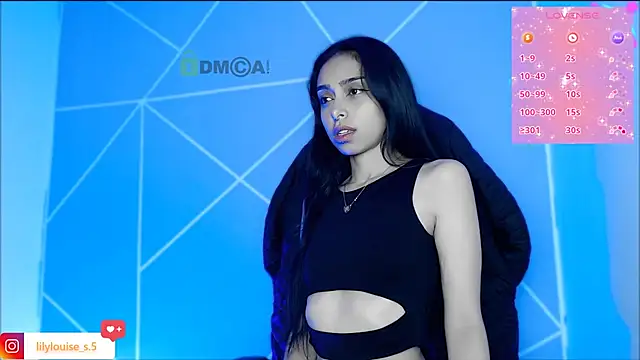 Snapshot of lilylouisee chatting on 03.15.26 lilylouisee online show from 03.15.26