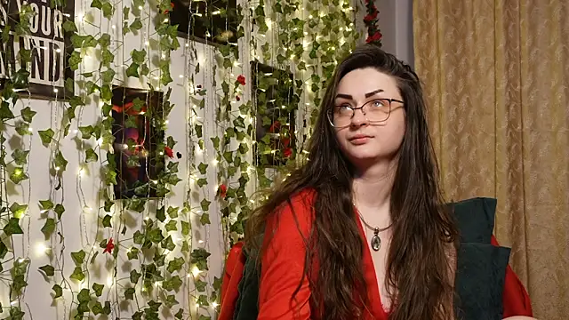 NaughtYHomemadE online show from 01.08.26