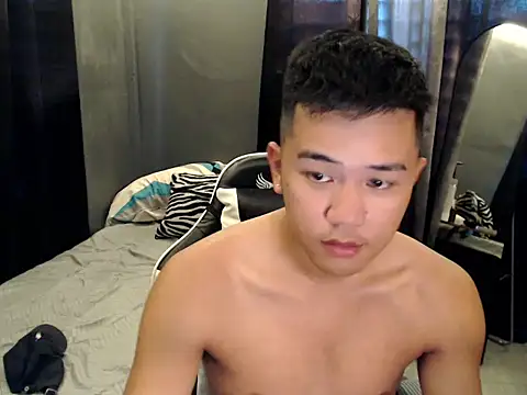 xgregor07 online show from 09.28.25