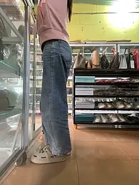 Snapshot of Rosa_998 chatting on 01.02.25 Rosa 998 online show from 01.02.25