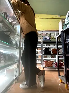 Snapshot of Rosa_998 chatting on 11.23.25 Rosa 998 online show from 11.23.25