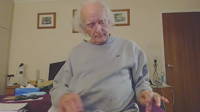 WaverlyKernow online show from 01.19.25